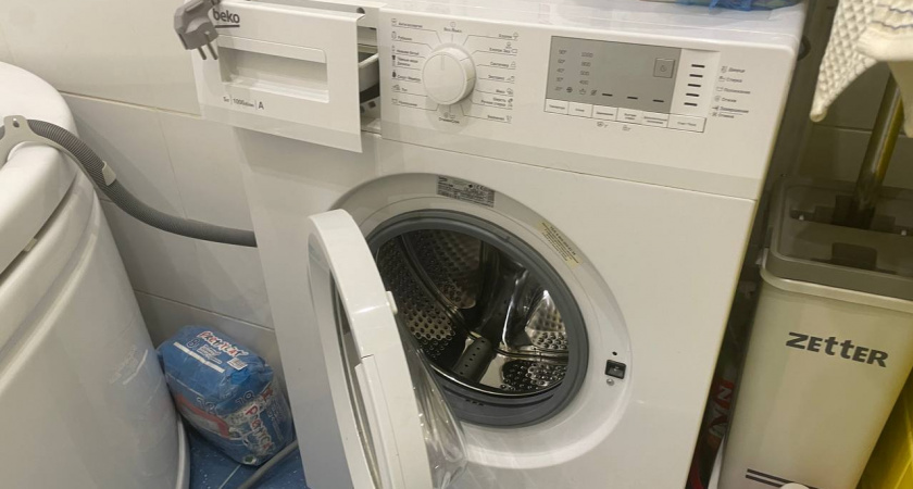 Стиральная машина перестанет «прыгать» при отжиме: как устранить чрезмерную вибрацию