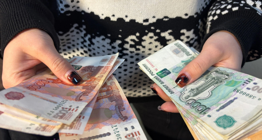 Жительница Коми обманула сожителя-оленевода, выманив у него 320 тысяч рублей под ложным предлогом