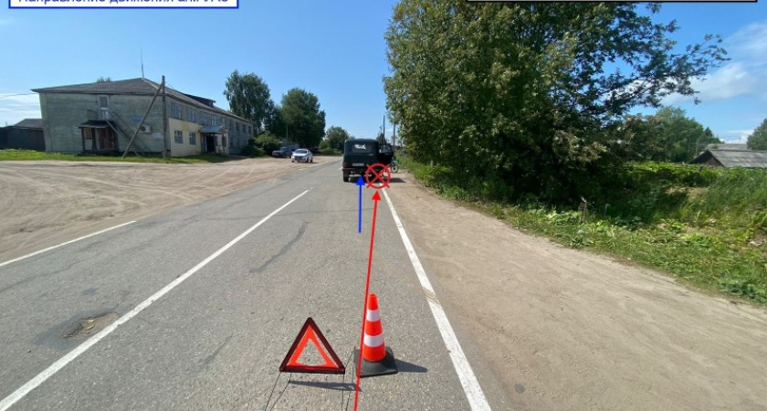 Подростки на питбайке врезались в "УАЗ" в Коми