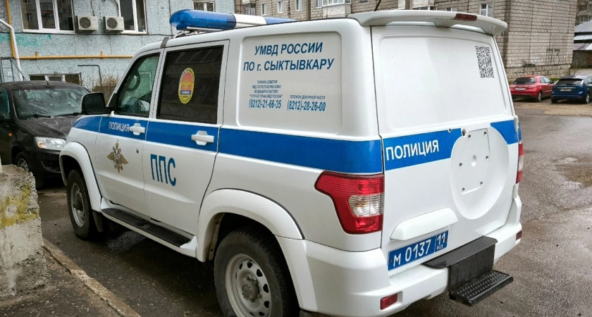 Фото к статье: В Коми мужчина угнал машину, чтобы доехать до дома, и попал в ДТП
