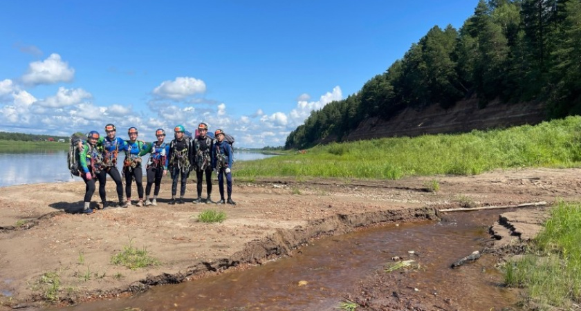 Команда из Коми взяла золото на экстремальных соревнованиях в вотчине Деда Мороза