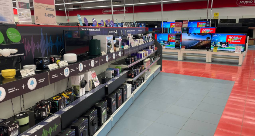 На какие товары в магазинах электроники наценка достигает 1000% - ответ бывшего продавца