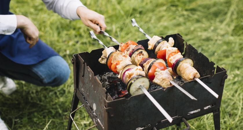 Старый кавказец объяснил, почему у многих людей никогда не получается вкусный шашлык - секрет оказался прост