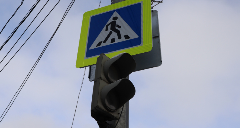 В Коми у школ ставят "умные" светофоры