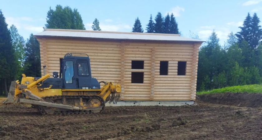 В одном из районов региона строят традиционную коми избу