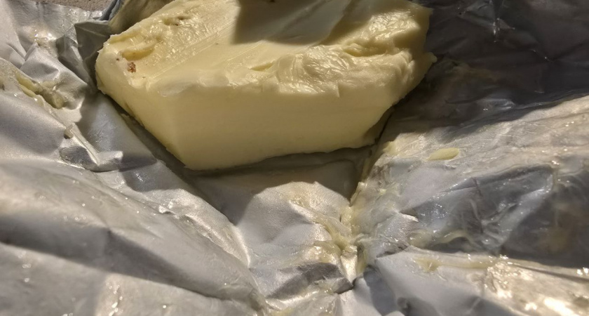 В магазин теперь хожу с фонариком, пока не посвечу - масло не беру: вот причины