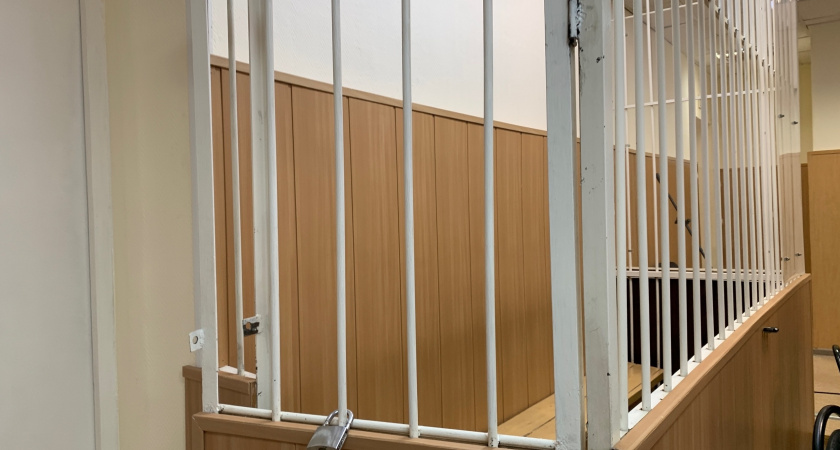 Глава железнодорожного центра в Коми арестован за взятку