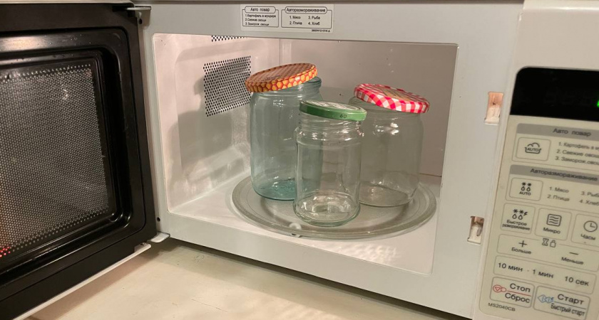 Революция в стерилизации банок: прощайте кастрюли и кипячение — достаточно всего 2 минут