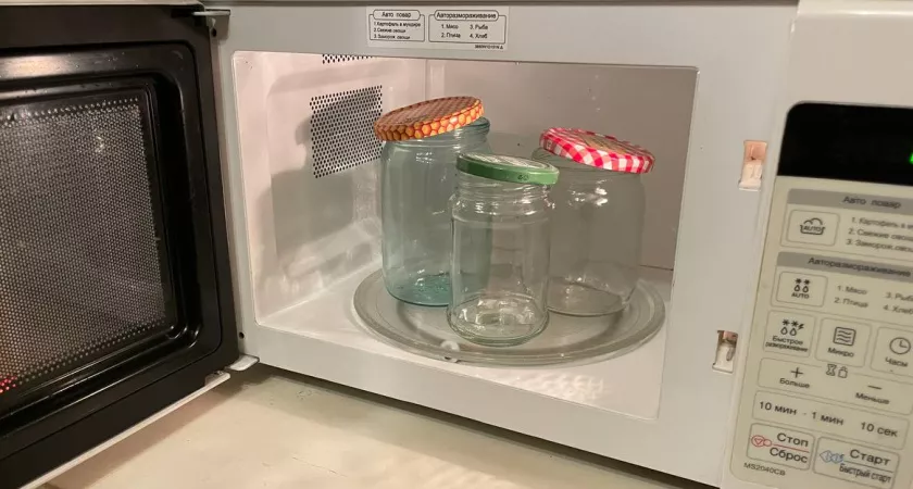 Фото к статье: Революция в стерилизации банок: прощайте кастрюли и кипячение — достаточно всего 2 минут