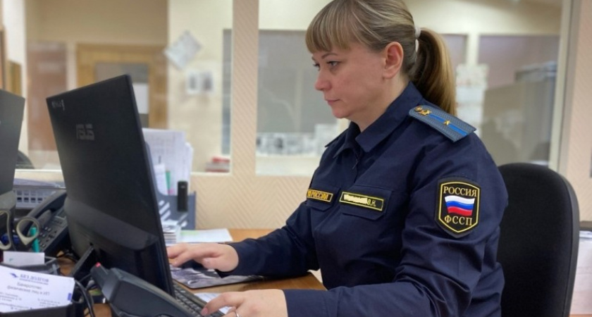 Приставы в Коми взыскали в пользу матери погибшего вальщика 1,6 миллиона рублей