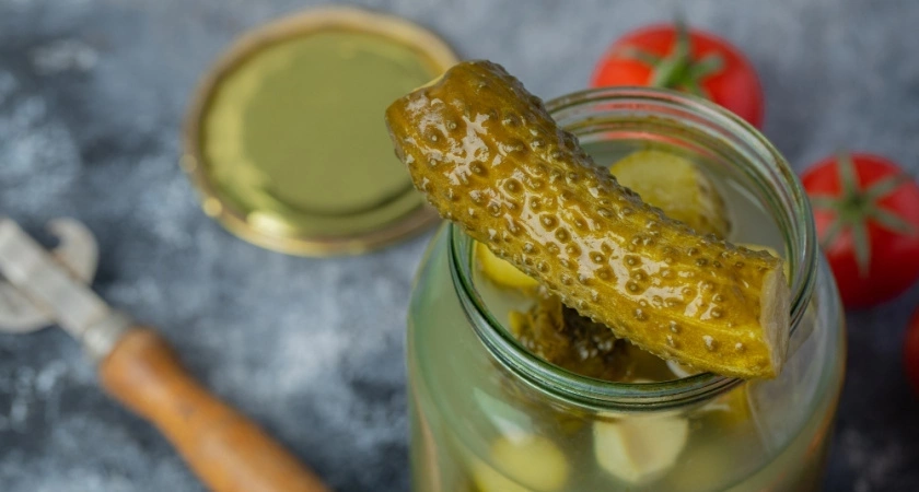 Фото к статье: Огурцы на зиму заготавливаю только так. Не остается даже рассола. Все, кто пробует, просят рецепт. Это лучшие хрустящие огурчики