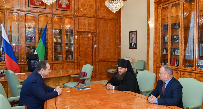 Временно исполняющим обязанности главы Коми поздравил епископа Филиппа с созданием Сыктывкарской митрополии