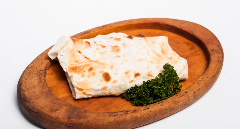 Прощай ненавистная овсянка на завтрак: вот простой рецепт из лаваша на сковороде — без духовки и заморочек