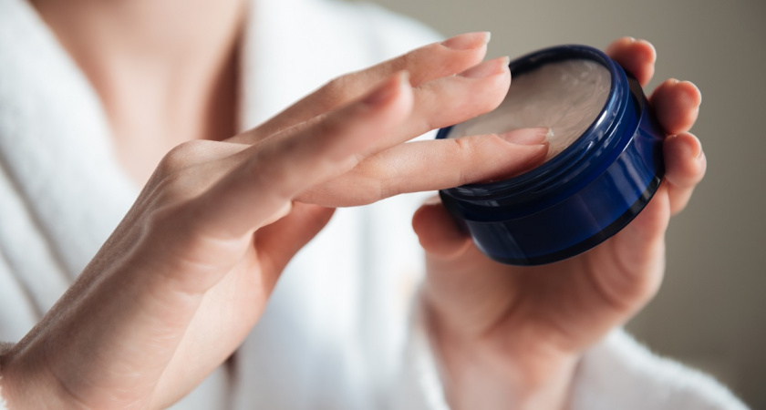 Все думают, что я не выхожу от косметолога, но это не так: купила этот российский крем-гель - эффект потрясающий, а цена еще приятнее