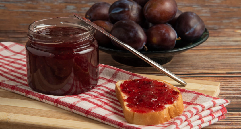 Забудьте про кастрюлю: варенье не варю — жарю на сковороде: секреты быстрого десерта  