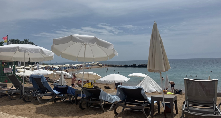 "Намного дешевле Турции, а сервис королевский, и море гораздо чище": три курорта-конкурента — экономно на весь бархатный сезон