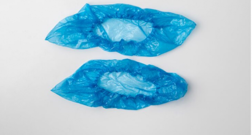 Подруга покупает пачками бахилы. Когда я узнала для чего, стала скупать еще больше — 5 применений в хозяйстве