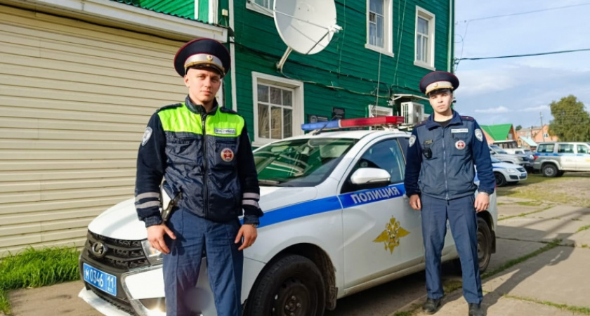 В Коми инспекторы ДПС оперативно доставили в больницу травмированного подростка