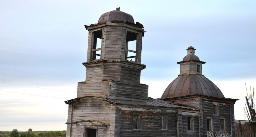 В заброшенном храме в Коми после реставрации зазвучала молитва