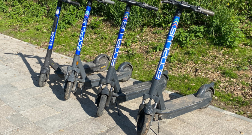 В Ухте возбудили уголовное дело после наезда арендованным электросамокатом на пенсионерку