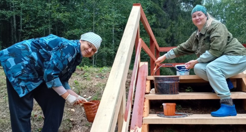 Волонтеры благоустраивают святые источники в Коми