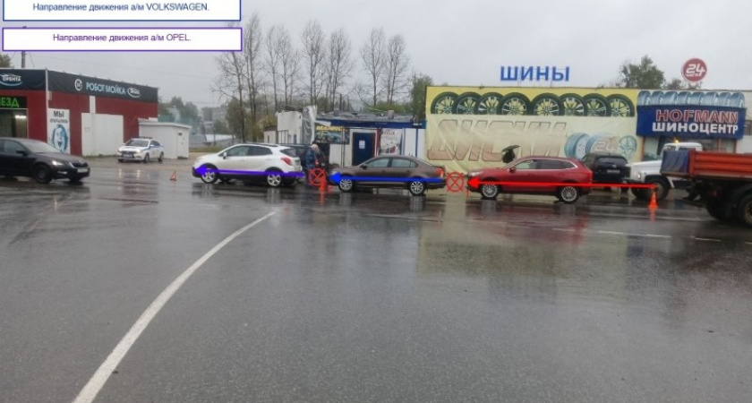 В Коми водитель иномарки спровоцировал тройное ДТП