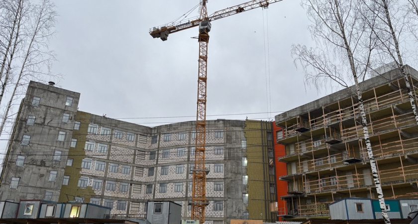 За два года в столице Коми расселят жителей 50 аварийных домов