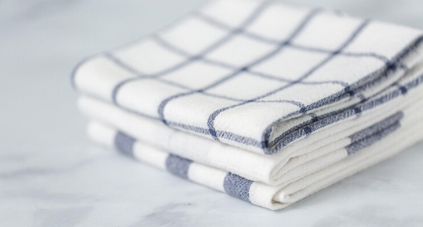 Вот почему полотенца в отелях всегда белоснежные: прачка люксового отеля рассказала, как они это делают