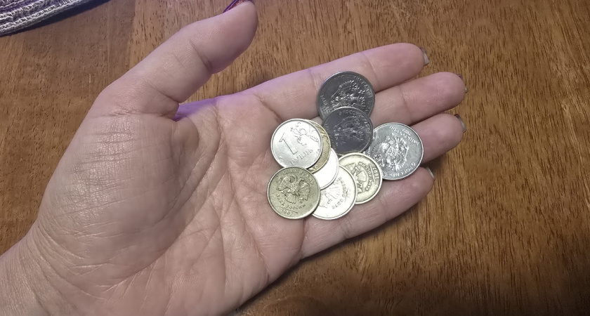 «С меня взять нечего» не работает: что приставы делают с должниками без денег и имущества 