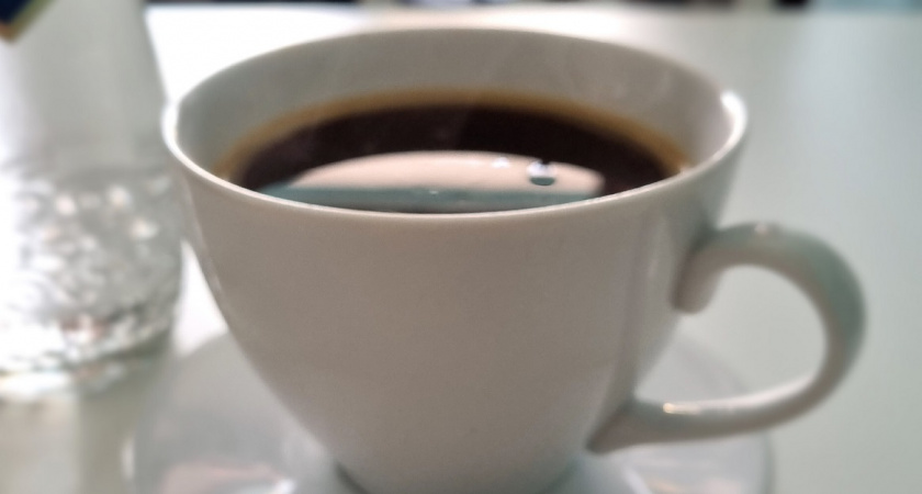 Стало известно что скрывается за глянцевой упаковкой растворимого кофе: химический коктейль или утренний ритуал