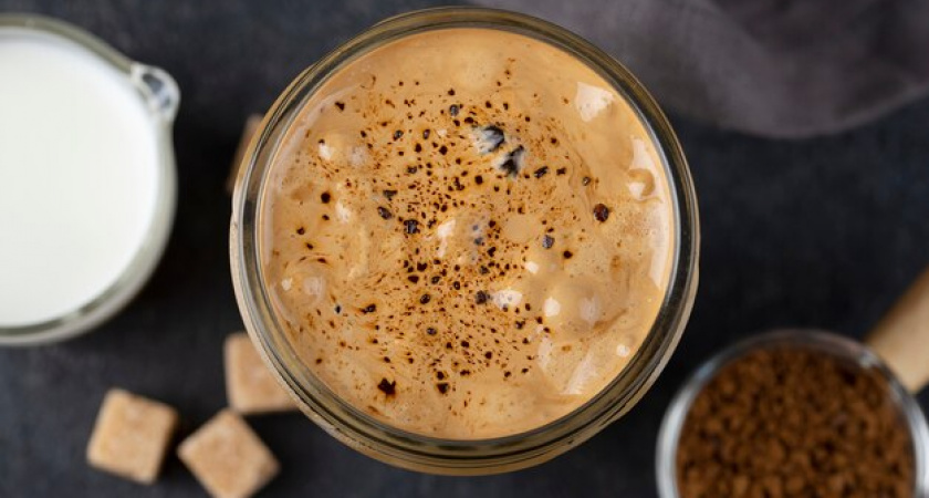 Кофе с маслом на завтрак: бодрит, стройнит и проясняет мозг