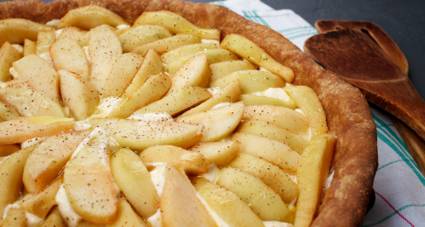 Одно яблоко, пачка творога — и в микроволновку на 8 минут: близкие уплетают, аж за ушами пищит