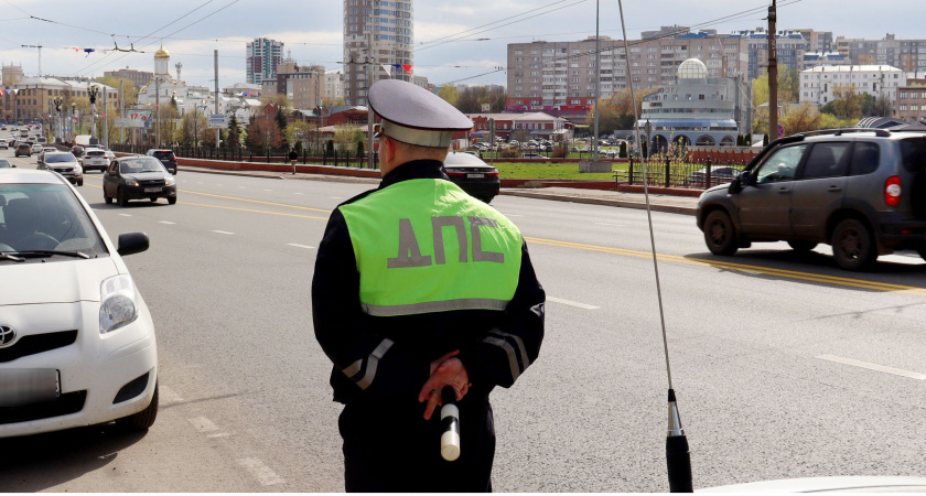 Как не попасть в ловушку ГАИ: вот зачем инспектор спрашивает «Куда едете?» и как нужно правильно отвечать
