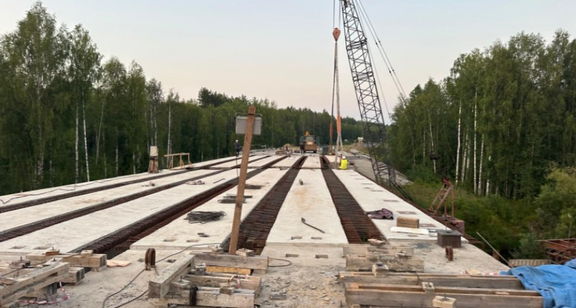 В Коми возводят новый мост через Лемью с опережением графика