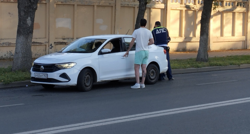 Нужна ли двойная сплошная, если есть одинарная линия разметки — ответ автоюриста