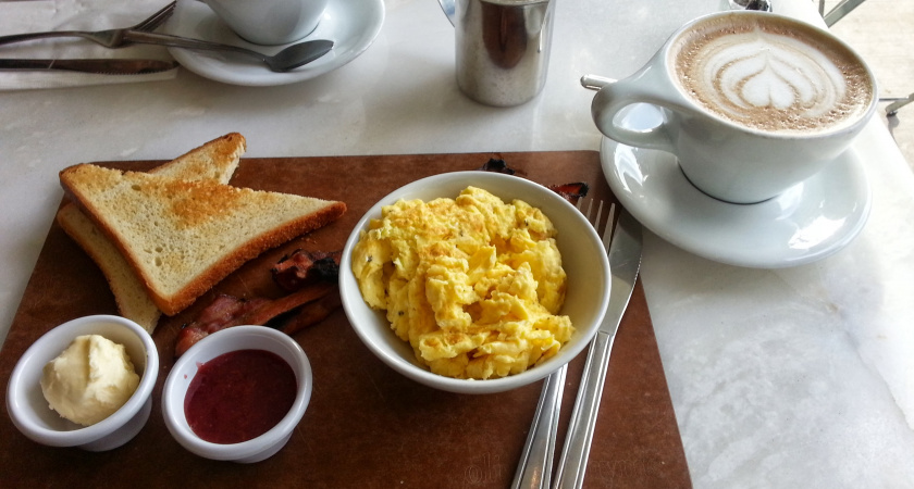 Каким должен быть идеальный и питательный утренний прием пищи для крепкого здоровья