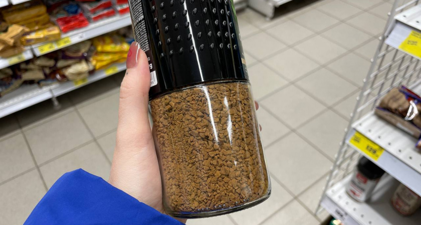 Бурда в красивой банке: Росконтроль рассказал какой кофе не стоит брать даже даром