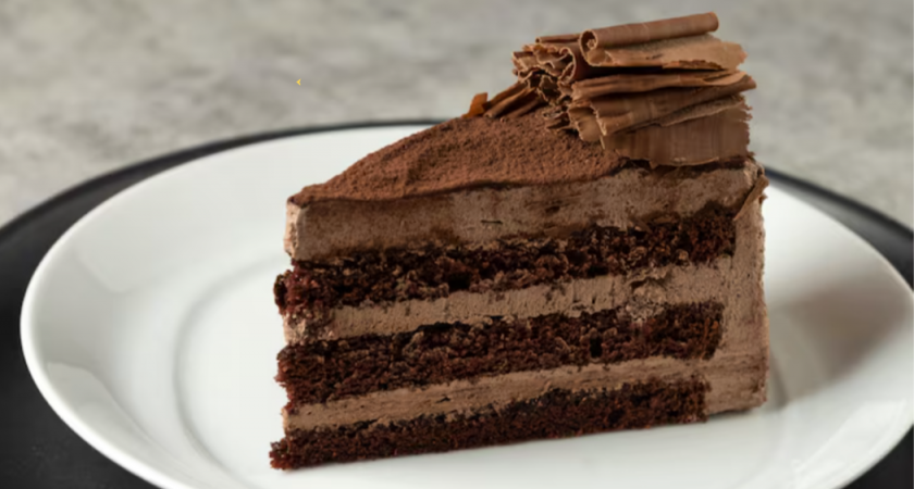 Самый простой, быстрый и экономичный рецепт шоколадного торта: справится даже 10-летний ребенок