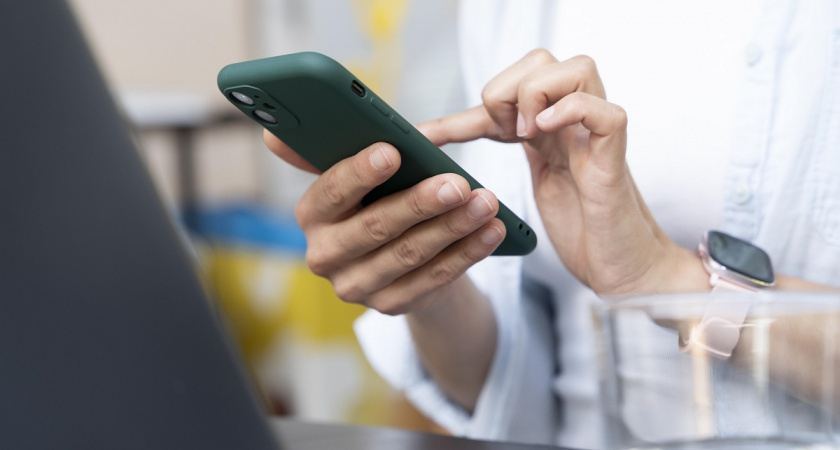 Как раз и навсегда отучить близких слать вам глупые картинки на телефон: 100% рабочий метод