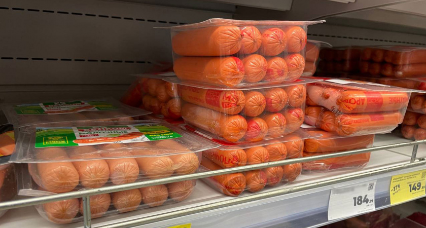 Можно смело брать и есть – они из натурального мяса: Роскачество назвало лучшие сосиски и сардельки