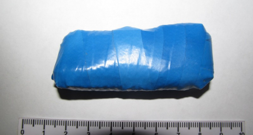 В Ухте задержан наркокурьер, у которого нашли самодельную бомбу