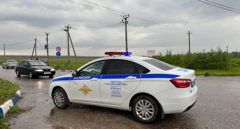 Новые требования к аптечке и огнетушителю в 2025 году: проверь, что в багажнике, чтобы не «попасть» на штраф