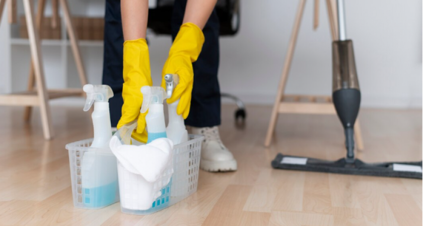 Хитрости для быстрой уборки от подруги-горничной, которые вам помогут — если гости уже звонят в дверь