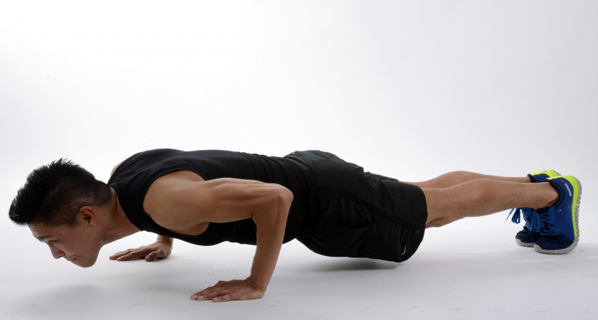 Сколько раз должен отжаться от пола человек в зависимости от возраста — таблица