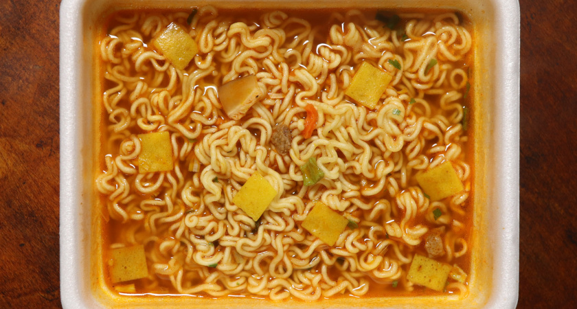 Без "Доширака" и сухомятки: нашла вариант, как есть нормальную еду в дороге