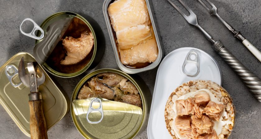 Никогда больше не выливаю масло от шпрот: показываю, что я с ним делаю — кто попробовал, делает теперь так же