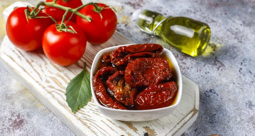 Итальянские маринованные томаты: вкус солнца на вашем столе