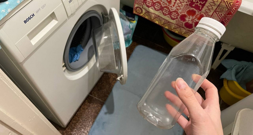 Гениальное решение от соседа: как пластиковая бутылка спасла стиральную машину от вибрации