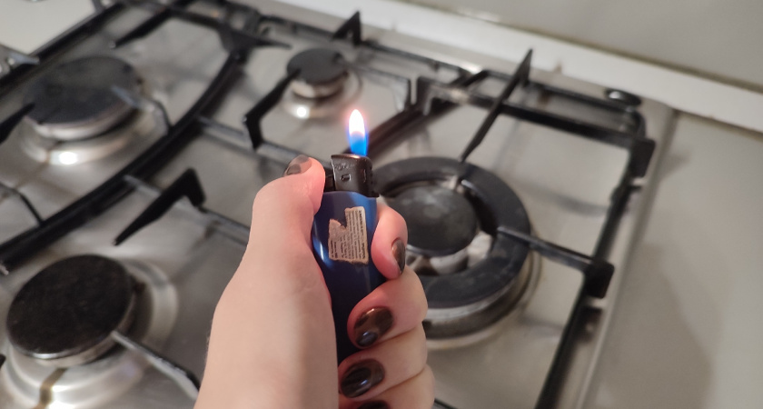 В Ухте оперативно ликвидировали пожар в подъезде