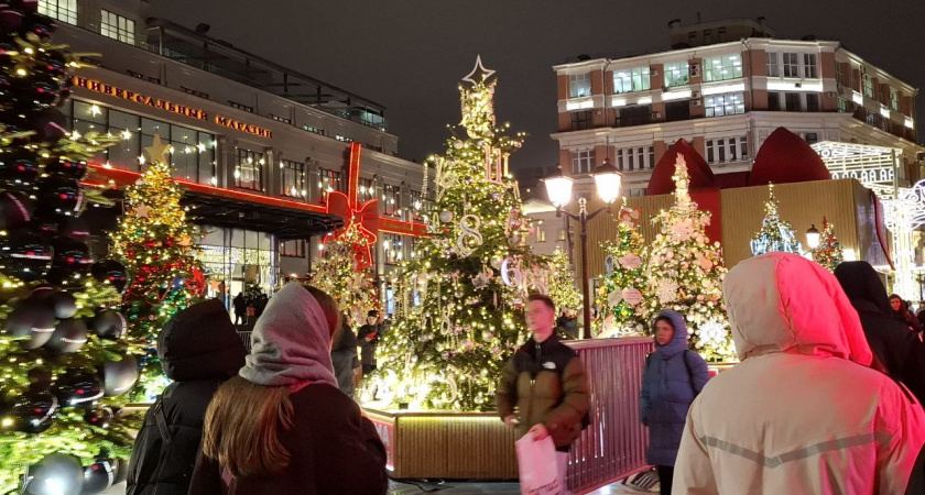 От оливье до овертайма: почему москвичи меняют формат новогодних праздников